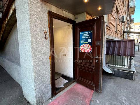 комерційна за адресою Київ, Гоголівська вул., 49