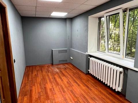 комерційна за адресою Кловський узвіз (Кловський), 14-Б