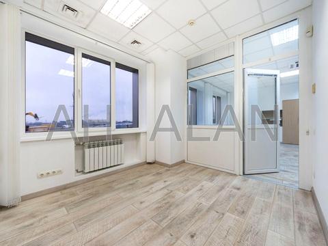 комерційна за адресою Верхній Вал вул., 72