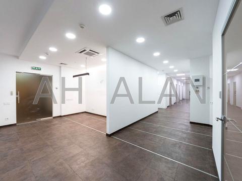 комерційна за адресою Верхній Вал вул., 72