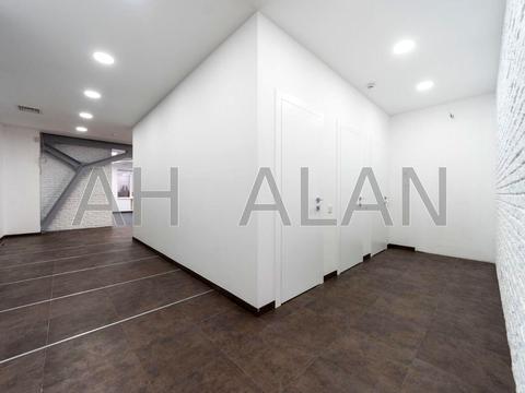 комерційна за адресою Верхній Вал вул., 72