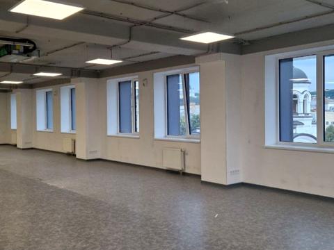 комерційна за адресою Почайнинська вул., 25/49