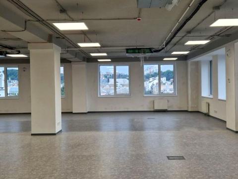 комерційна за адресою Почайнинська вул., 25/49