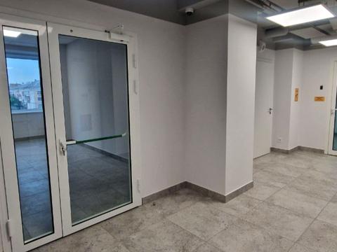 комерційна за адресою Почайнинська вул., 25/49