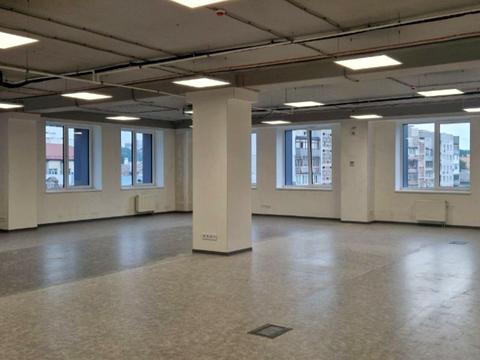 комерційна за адресою Почайнинська вул., 25/49