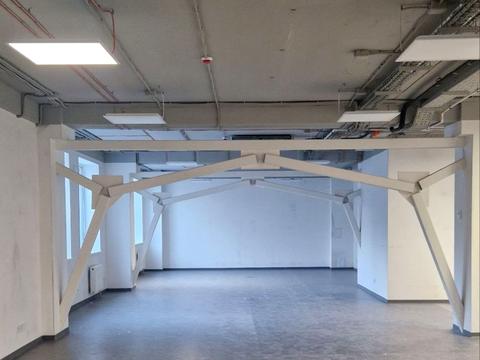 комерційна за адресою Почайнинська вул., 25/49