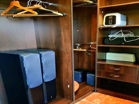 квартира за адресою Сім'ї Стешенків вул. (Тимофія Строкача), 7