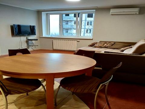 квартира за адресою Сім'ї Стешенків вул. (Тимофія Строкача), 7