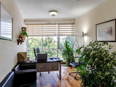 комерційна за адресою Старонаводницька вул., 13-Б