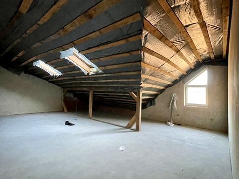 будинок за адресою Степана Дем'янчука вул.