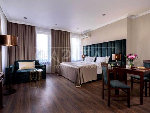 комерційна за адресою Велика Васильківська вул. (Червоноармійська), 67/7