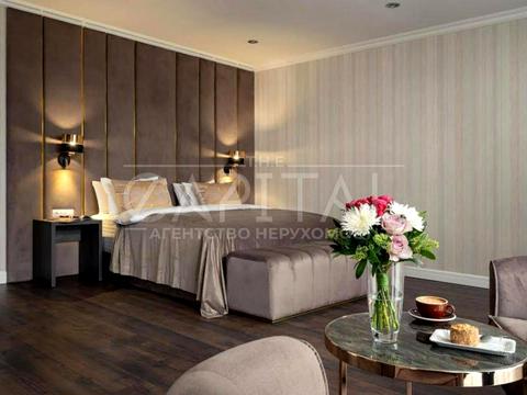 комерційна за адресою Велика Васильківська вул. (Червоноармійська), 67/7