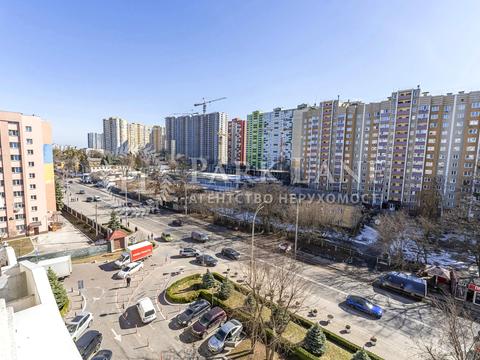 квартира за адресою Михайла Максимовича вул. (Онуфрія Трутенка), 28-Б