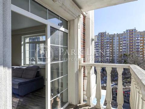 квартира за адресою Михайла Максимовича вул. (Онуфрія Трутенка), 28-Б