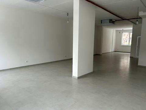 коммерческая по адресу Угорская ул., 12