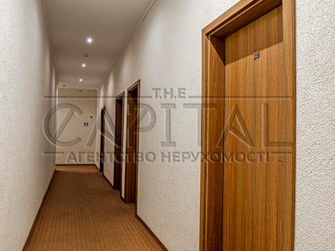 комерційна за адресою Берестейське шосе (Брест-Литовське), 8-А