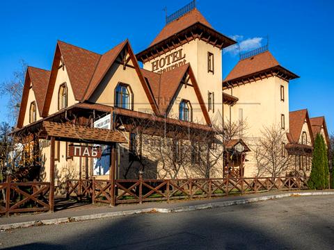 коммерческая по адресу Берестейське шоссе (Брест-Литовське), 8-А