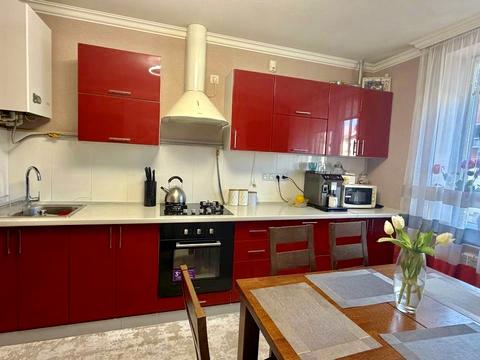 квартира за адресою с. Софіївська Борщагівка, Оксамитова вул., 1-Б