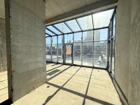 комерційна за адресою Торговиця вул., (Будинок)