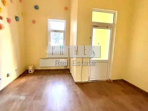 коммерческая по адресу Авиаконструктора Игоря Сикорского ул. (Танковая), 1