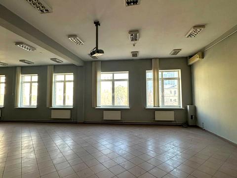 комерційна за адресою Євгена Коновальця вул. (Щорса), 36-Б