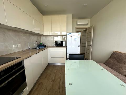 квартира за адресою Перлинна вул., 9