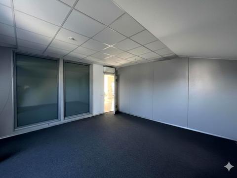 коммерческая по адресу Тринитарская ул., 11