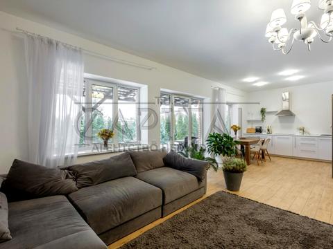 дом по адресу Зоряна