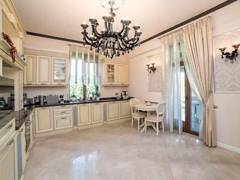 дом по адресу Старокиевская ул.