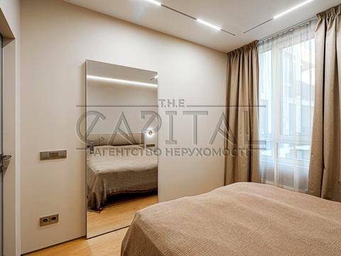 квартира за адресою Салютна вул., (Будинок 02301-02303)