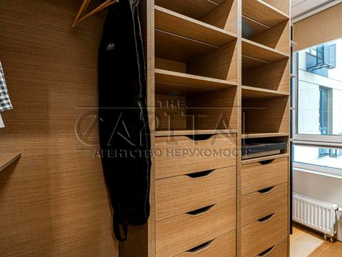 квартира за адресою Салютна вул., (Будинок 02301-02303)