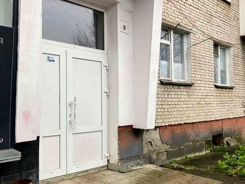 комерційна за адресою Волонтерська, 8