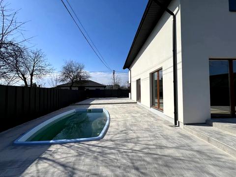 будинок за адресою 24 Серпня вул.