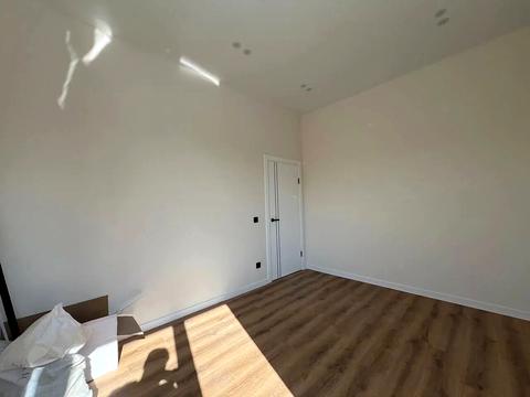 будинок за адресою 24 Серпня вул.