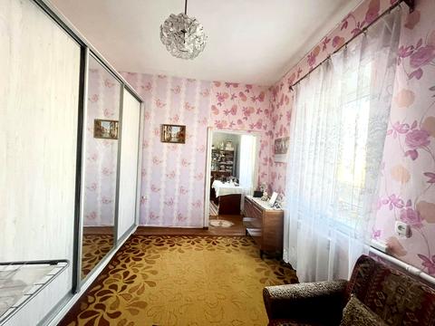 будинок за адресою Мах, 46