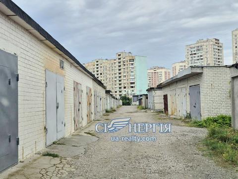 паркоместо по адресу Соломии Крушельницкой ул., 4