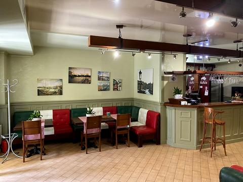 коммерческая по адресу Драгоманова ул., 1-А