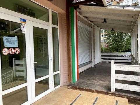 коммерческая по адресу Драгоманова ул., 1-А