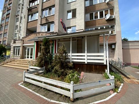 коммерческая по адресу Драгоманова ул., 1-А