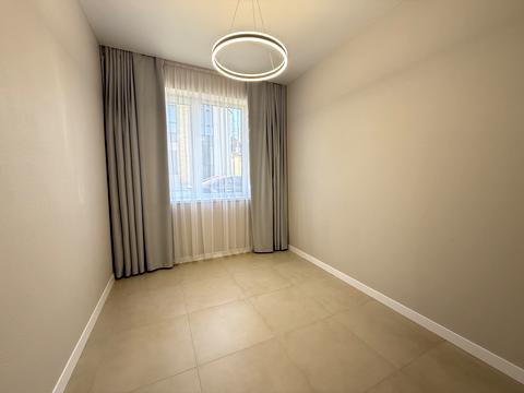 дом по адресу с. Святопетровское, Индустриальная ул., 11