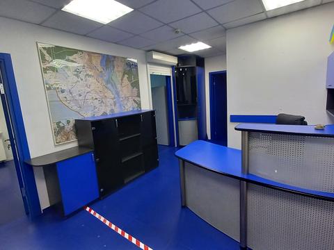 коммерческая по адресу Братства Тарасовцев ул. (Декабристів), 9