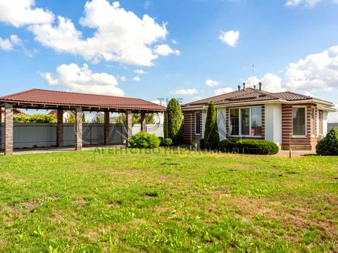 дом по адресу Дачна