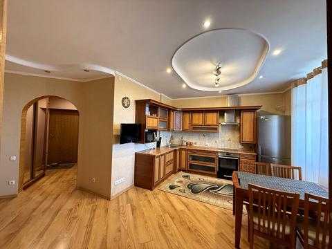 квартира за адресою Київ, Василя Касіяна вул., 2/1