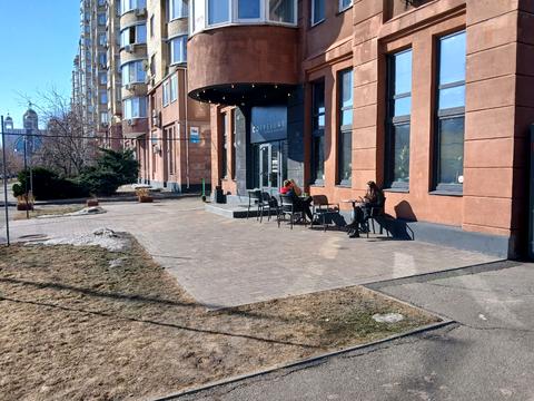 комерційна за адресою Микільсько-Слобідська вул., 2-Б