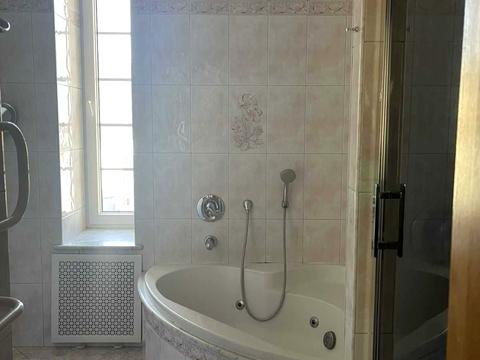 квартира по адресу Андреевский спуск, 2-Г