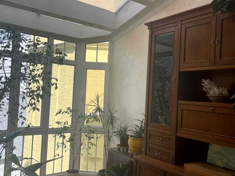 квартира по адресу Андреевский спуск, 2-Г