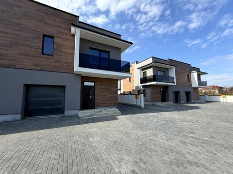 будинок за адресою Похила