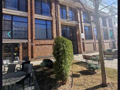 квартира за адресою Сергія Подолинського вул. (Благоєва), 7