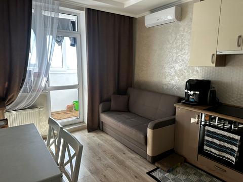 квартира за адресою В'ячеслава Чорновола вул., 6-А