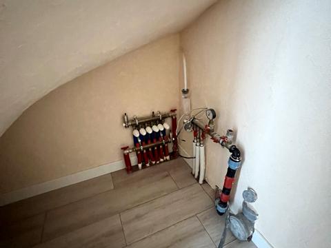 дом по адресу с. Петропавловская Борщаговка, Винницкая ул.